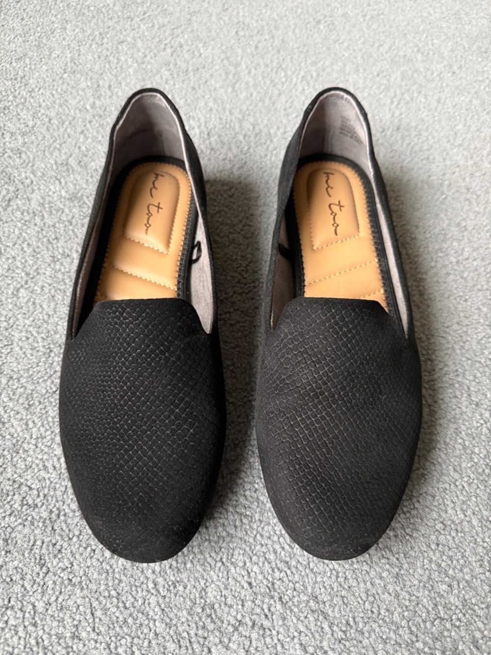 me too Black Textured Loafers
